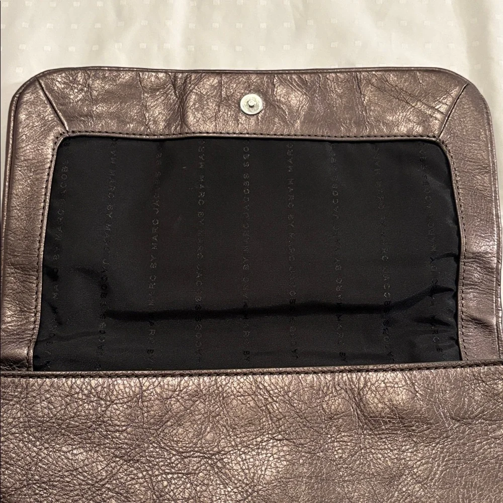 Marc By Marc Jacobs Metallic Leather Crossbody Bag - Picture 8 of 13